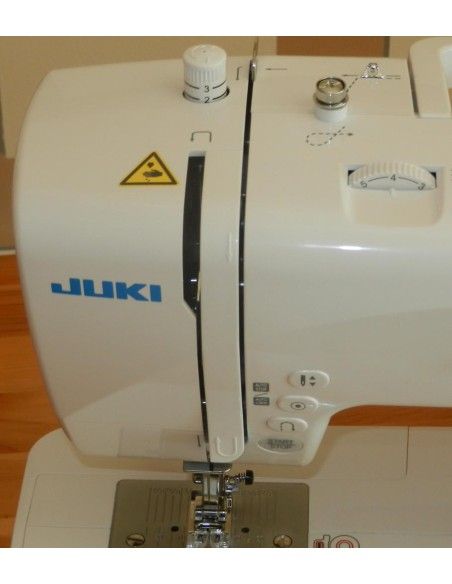Máquina de Coser Juki HZL-70H