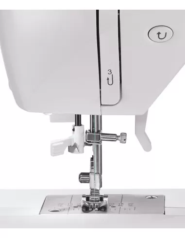 Infila-ago incorporato sulla Singer Starlet 6660