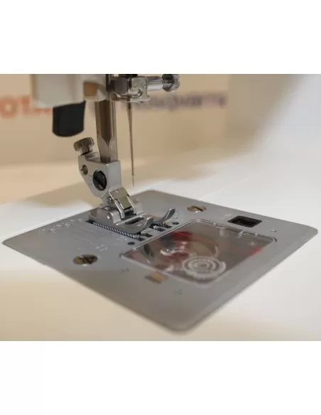 Needle threader and rotary hook for the Smarter 130S by Pfaff