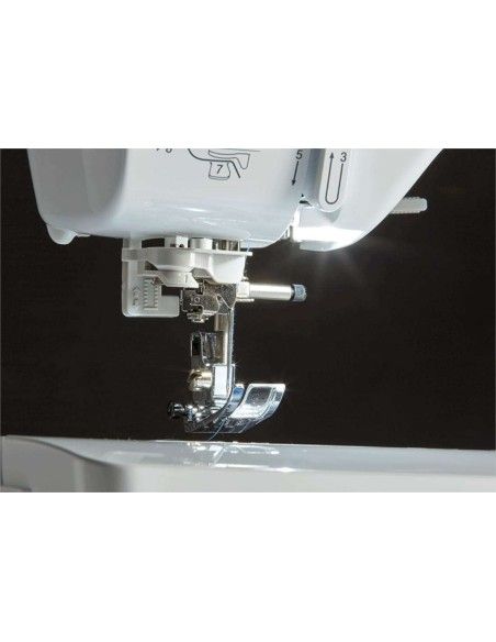 Brother Innov-is A16 Sewing Machine Brother - 2