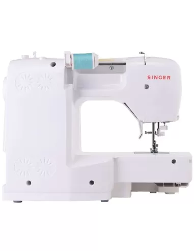 La poignée intégrée confortable est pratique pour déplacer en toute sécurité votre Singer C5205