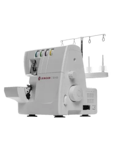 Tagliacuci Singer S0105 con orlo arrotolato, differenziale trasporto, braccio libero e luce led sui crochet