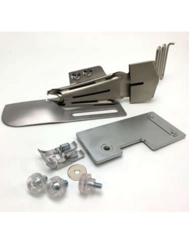 Bordatore, placca e viti di fissaggio e piedino del kit Bordatore Pfaff 821163096