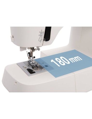 Necchi Creator C35 con 180 mm de espacio de costura a la derecha de la aguja