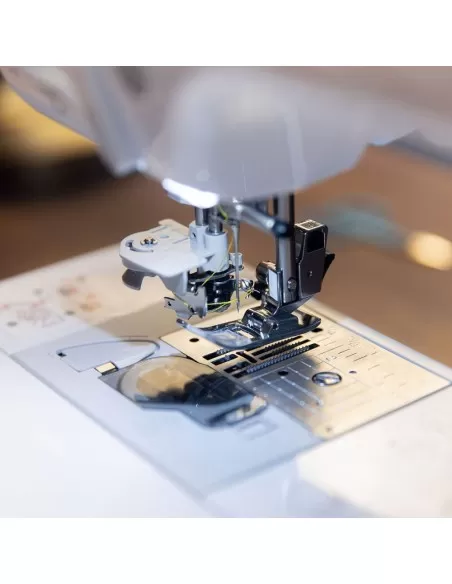 Brother Innov-is A65 Sewing Machine Brother - 2