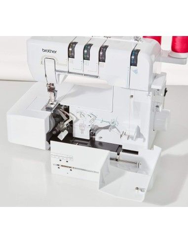 Brother CV3440 avec enfilage facile du boucleur inférieur