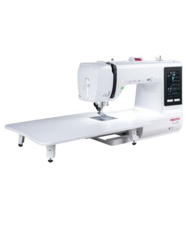 Necchi Creator C700 la table d'extension est incluse avec de nombreux autres accessoires