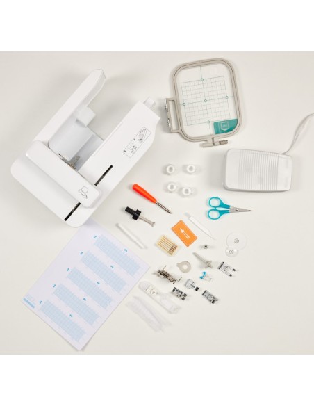 Brother Innov-is M340ED Disney avec les accessoires fournis