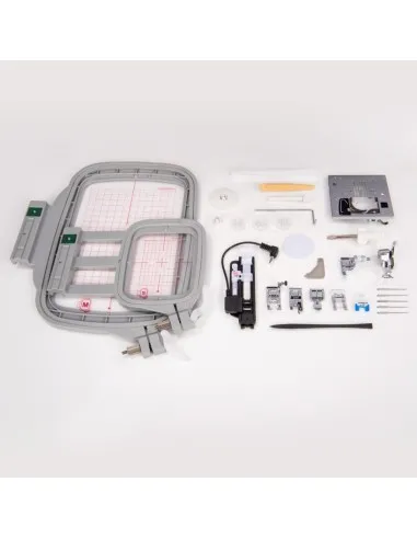 La gamme d'accessoires fournis avec le Necchi NE210 comprend 2 cadres, le pied boutonnière électronique et bien plus encore.