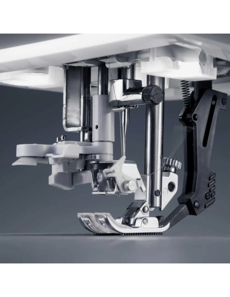 Advanced and fully automatic needle threader for the Pfaff Quilt Expression 725