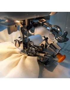 Youngine Kit di 15P piedini per macchina da cucire professionale con  attacco basso da agganciare, accessori per cucire per Brother, Singer,  Viking, Janome, Kenmore : : Casa e cucina