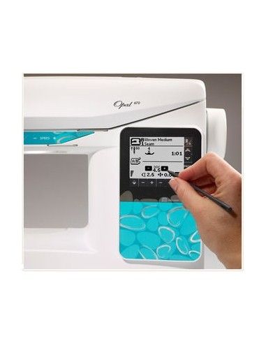 Husqvarna-Viking Opal 670 Sewing Machine