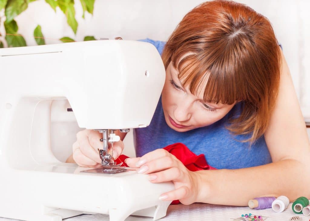 Perché abbiamo bisogno di tagliare e cucire per fare un vestito