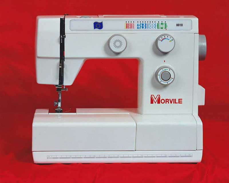 Macchine da cucire d’epoca che venivano usate dai professionisti