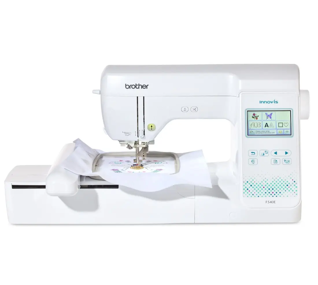 Máquina de bordar Brother Innov-is F540E con pantalla táctil Máquina de bordar Brother Innov-is F540E con pantalla táctil